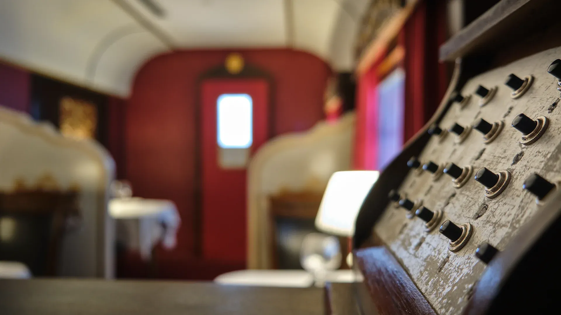 Orient Express escape room set